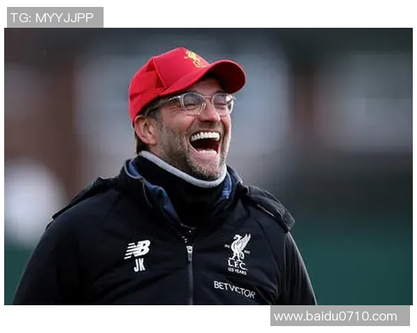 皇马元老队与罗马传奇对决重温经典足球时刻